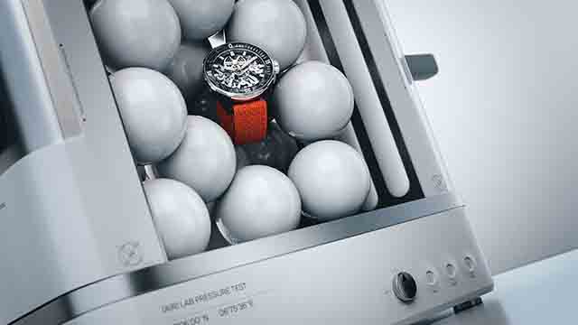 ULYSSE NARDIN 