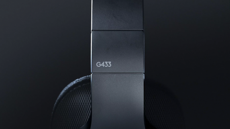 manvsmachinelogitec G433 headphones | STASH MAGAZINE