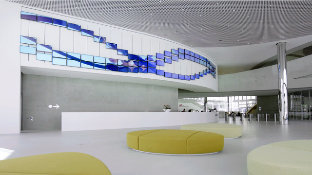 Merck Innovation Center lobby kinetic installation | STASH MAGAZINE