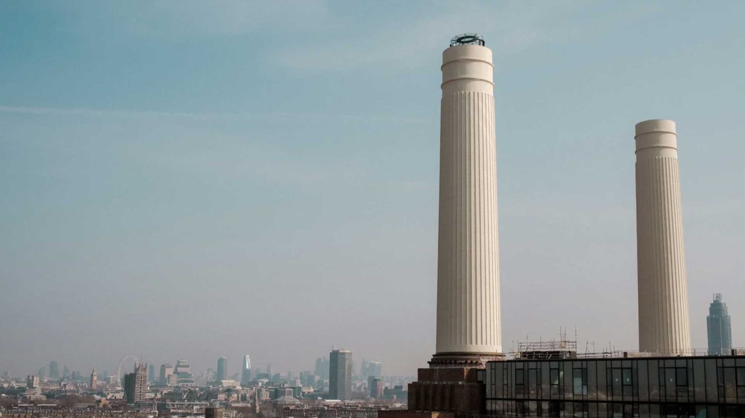 Battersea Power Station Lift 109 Motion Art Installation by Revenant Motion design STASH