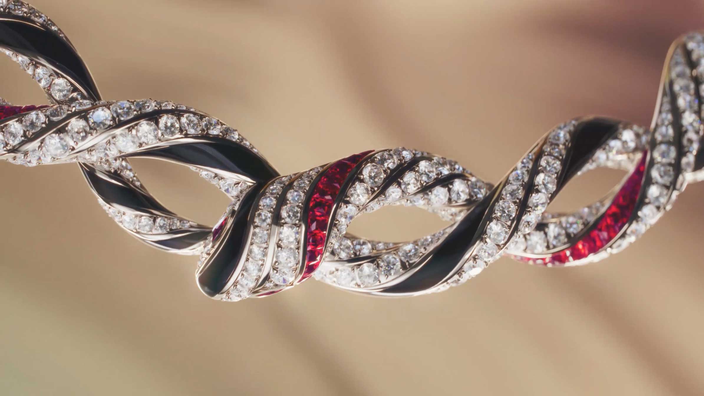 Bvlgari Serpenti Infinito product film by The Mill Design Studio | STASH MAGAZINE