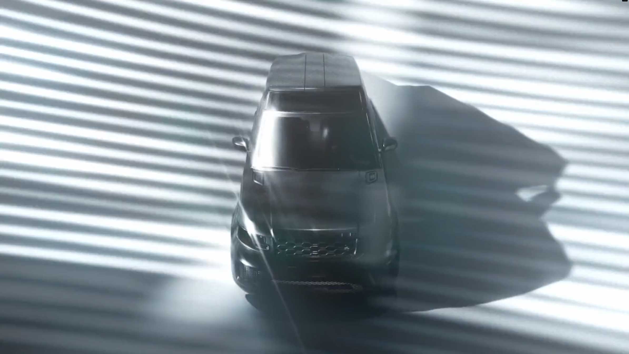 Esquire Capsule roof luggage system product film by QLO Agency | STASH MAGAZINE