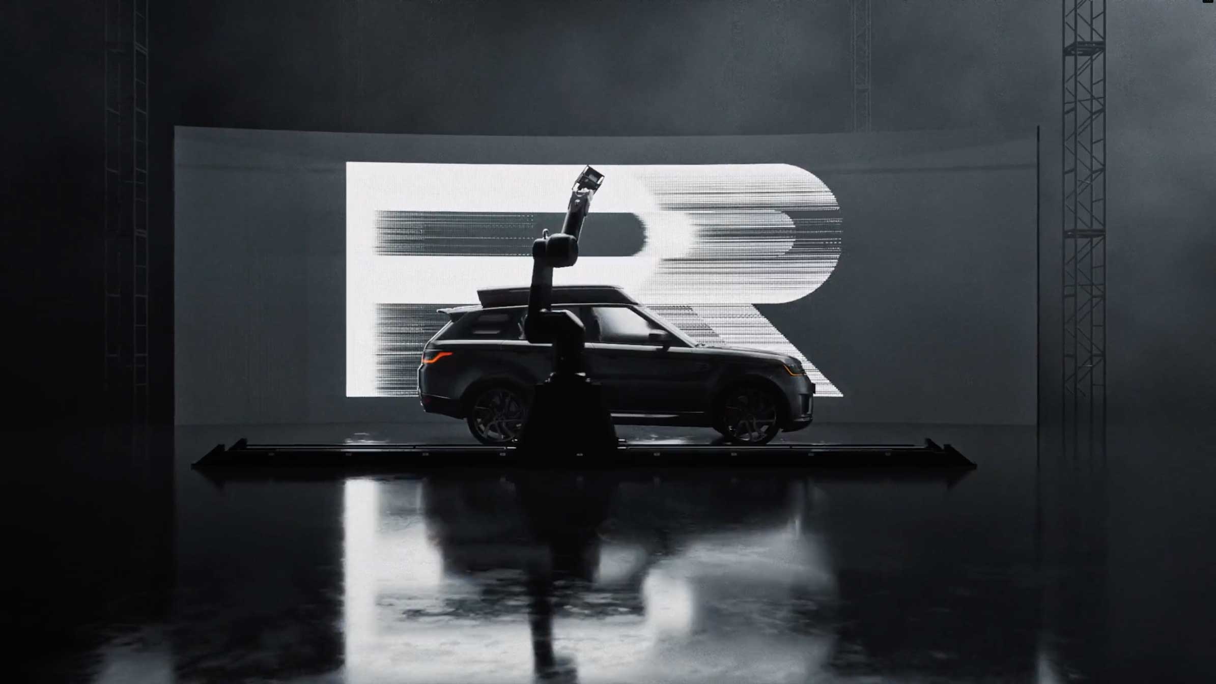 Esquire Capsule roof luggage system product film by QLO Agency | STASH MAGAZINE