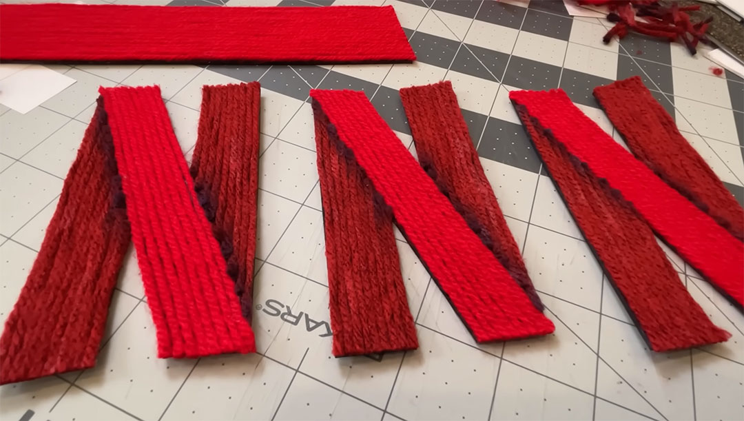 Kevin Parry Recreates the Netflix Logo Animation with Yarn | STASH MAGAZINE