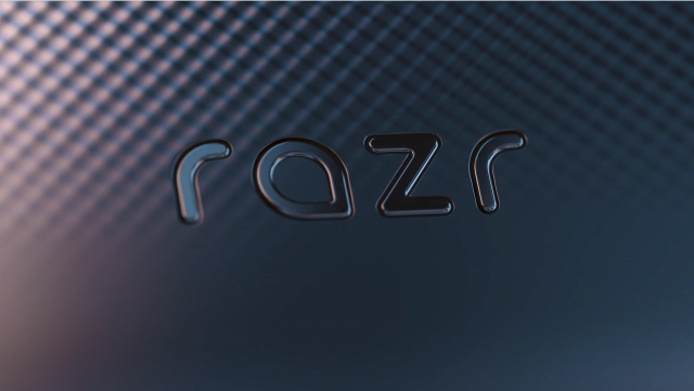 Motorola Razr 2019 commercial | STASH MAGAZINE