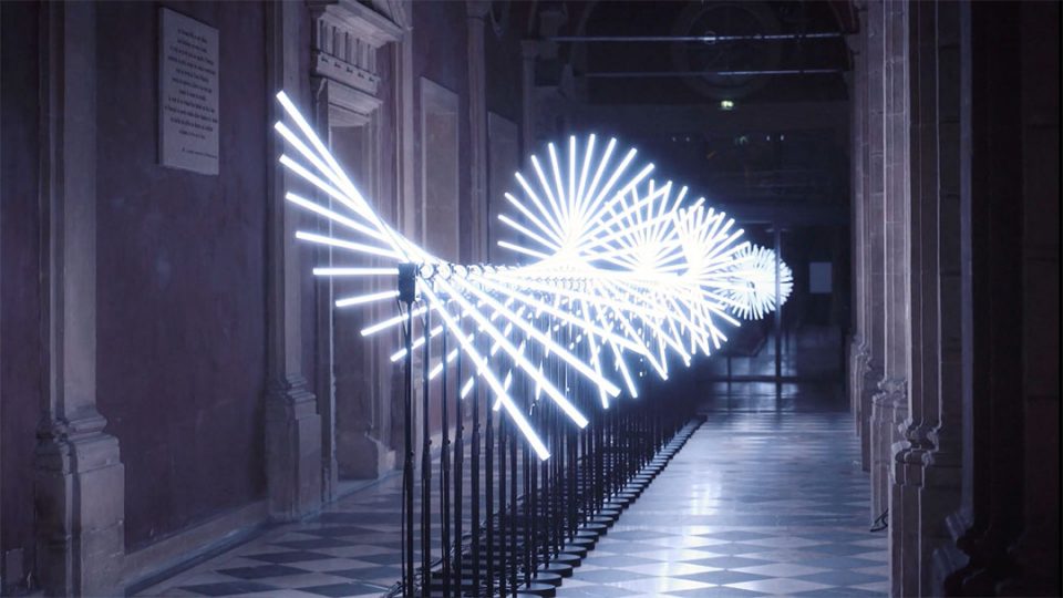 "FLUX" Light Installation by Collectif SCALE | STASH MAGAZINE