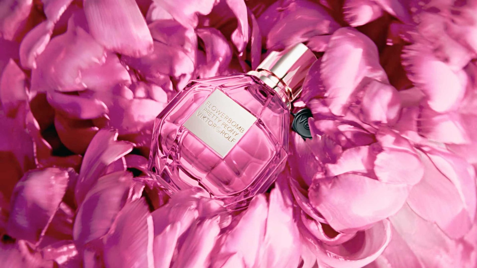 Viktor & Rolf Flowerbomb campaign film by Le Truc | STASH MAGAZINE